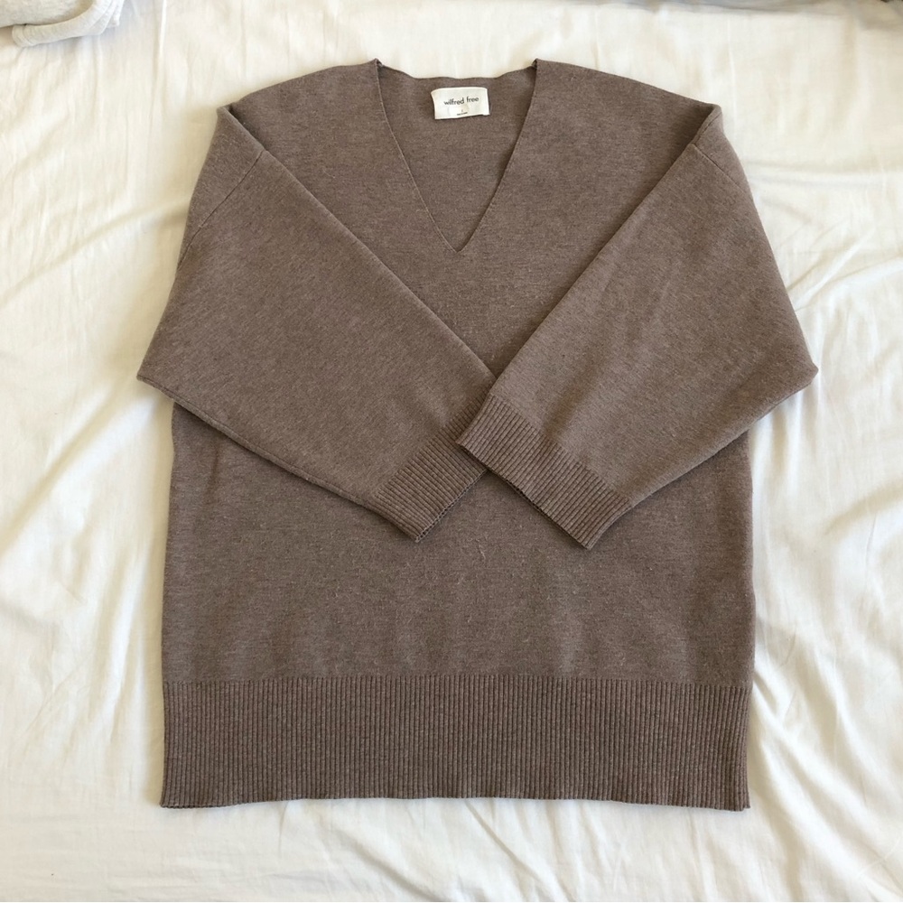 Aritzia Brown Souvenir Sweater